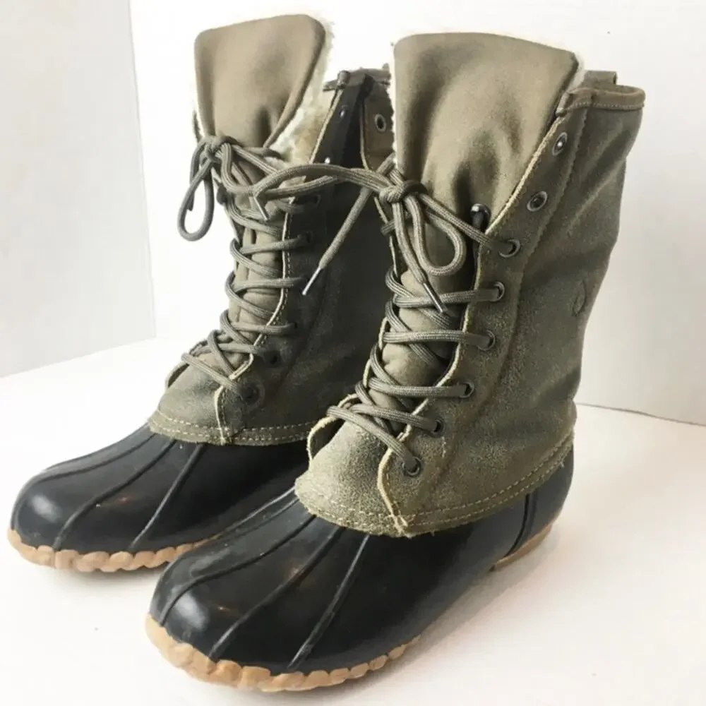 SZ 7 Sporto Delano Duck Boots w/ lining